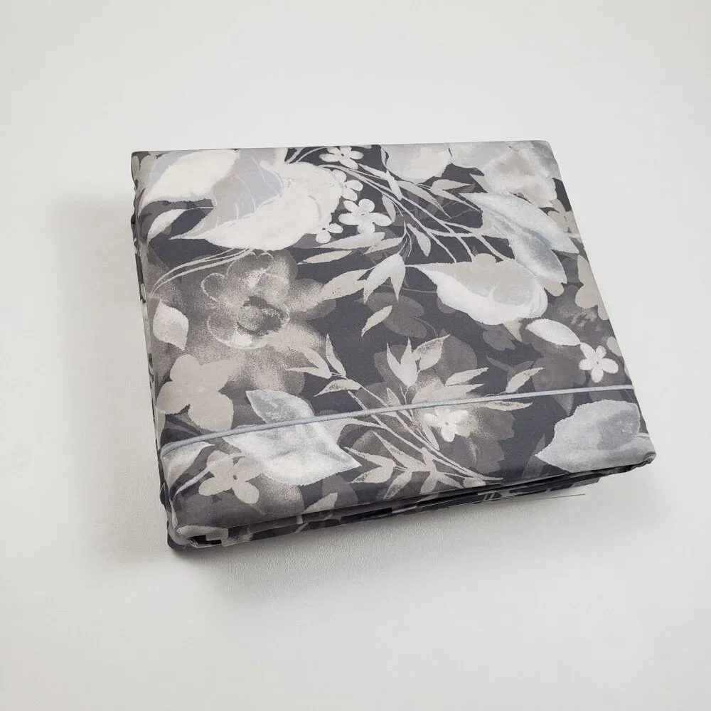 Ralph Lauren Home Avery Full/Queen Duvet Cover Grey Floral Chrysanthemum Heather